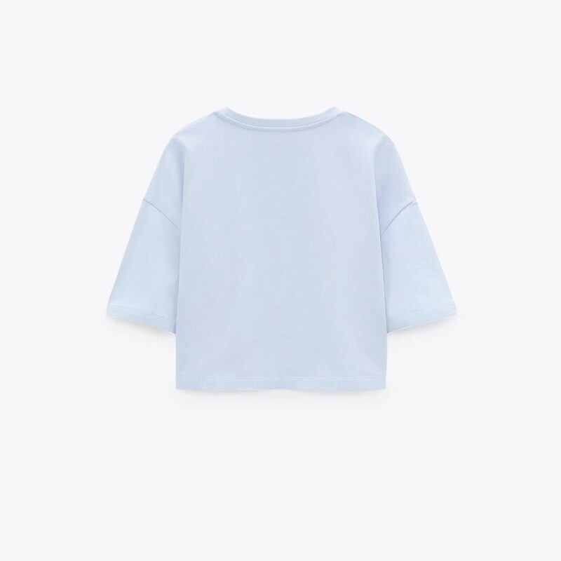 Roomy V-Neck Top With Short Sleeves - Image 3